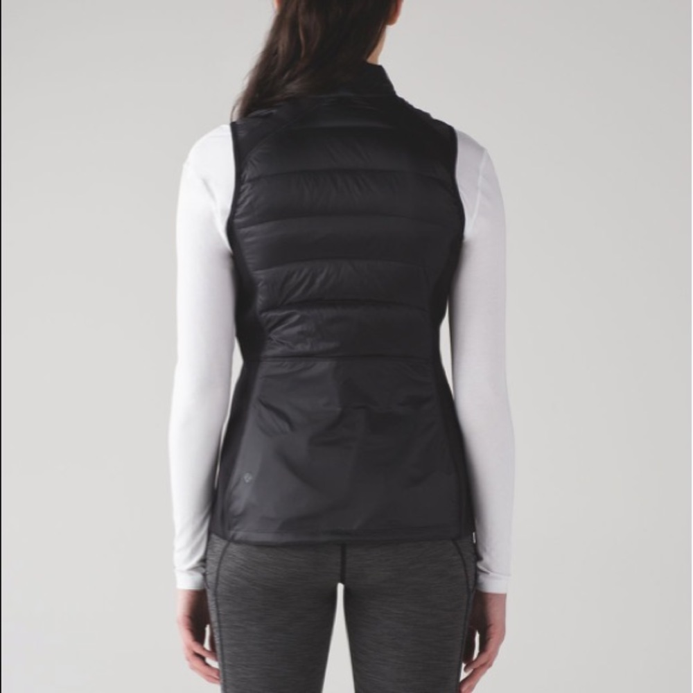 Great-fitting❤️ Lululemon Huddle Vest 6 Down - Picture 3 of 8